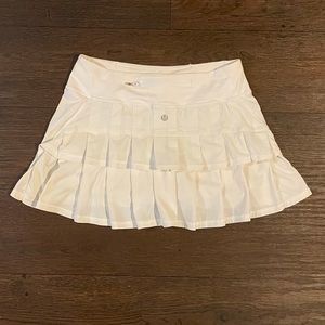 Lululemon Pace Setter White Skirt Size 4 Reg